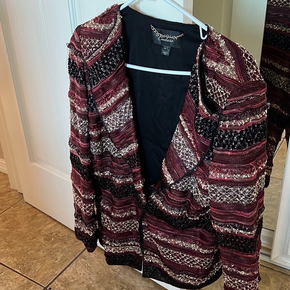 Like new St. John blazer .. original item